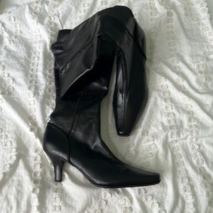 Liz Claiborne stiletto boots- size 8.5